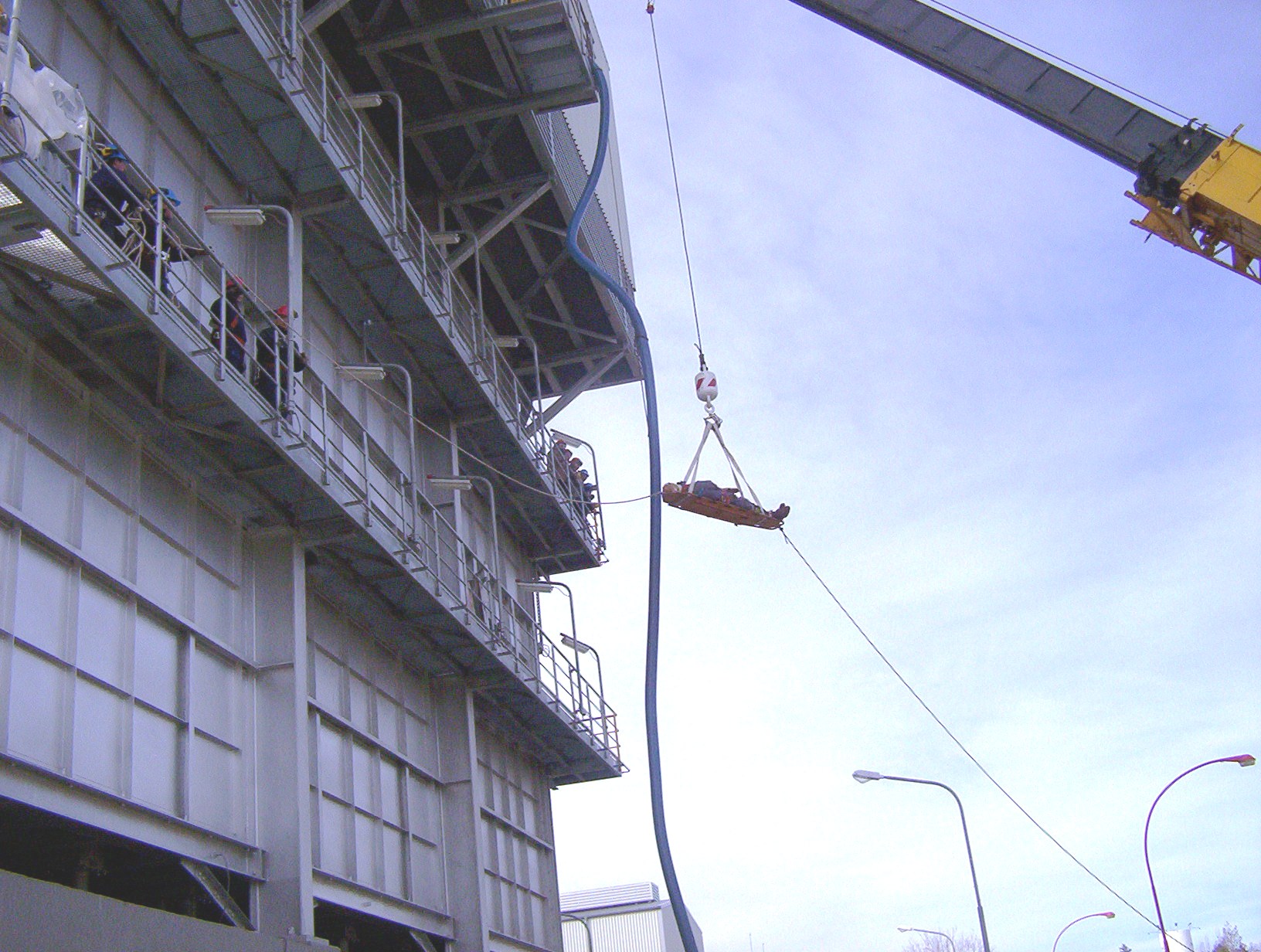 Proyecto Planta Industrial - simulacro de rescate en horno - plaza huincul - ypf